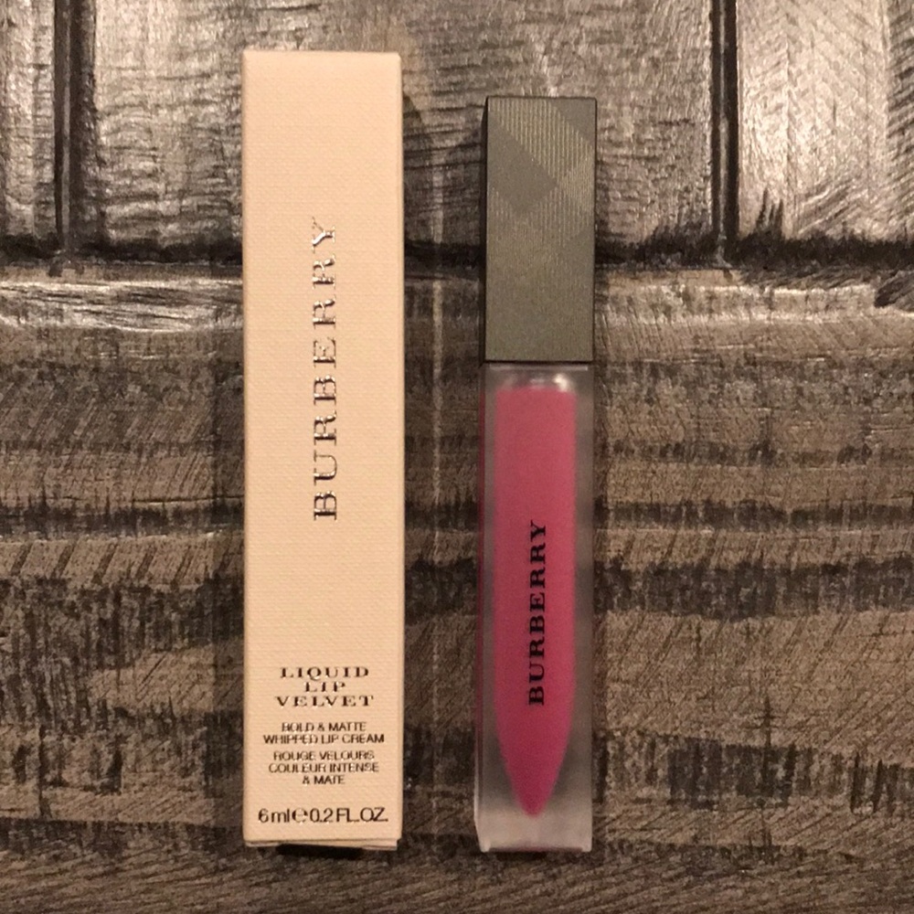 Burberry Liquid Lip Velvet Brilliant Violet No. 45